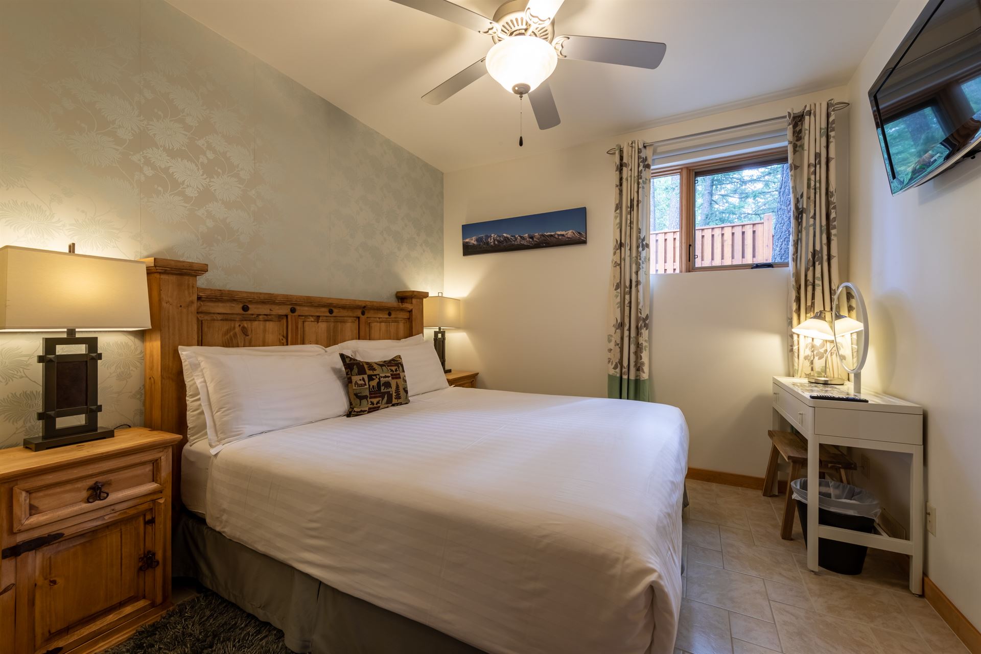 kind guest room, accommodation golden